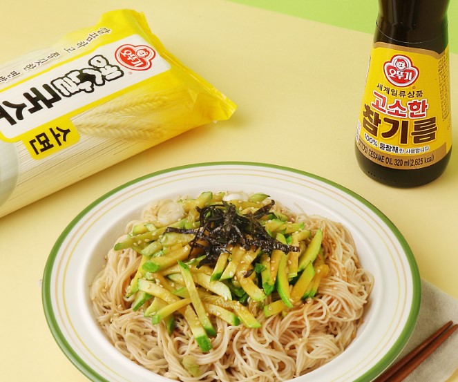 Ottogi WHEAT Thin Noodle 500G - 얇고 둥근 밀국수 (옛날국수) 500g