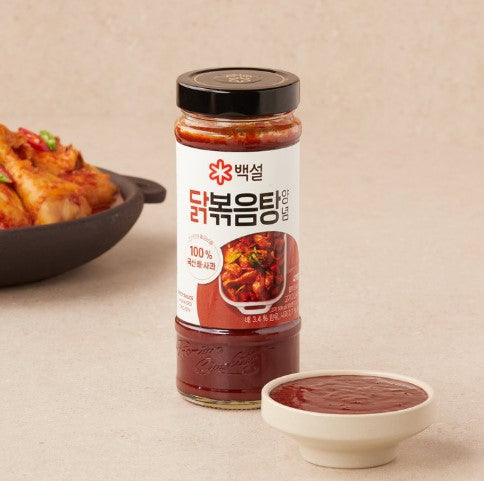 CJ Baekseol Spicy stew sauce for chicken 490g -Ljuti sos za dinstanu piletinu