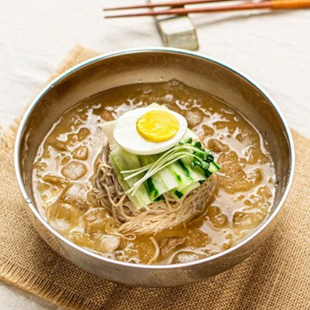 Korean Buckwheat cold noodle Mul Naengmyeon soup based with sauce 624g for 4 servings