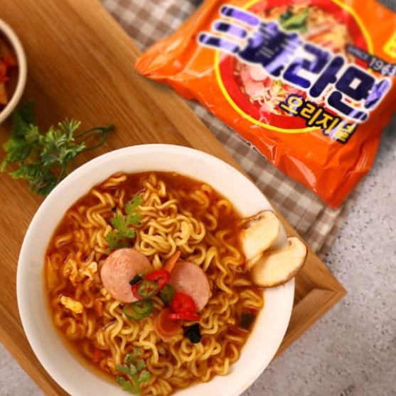 Samyang Ramyun 120g - Instant nudle u blago ljutoj supi s ukusom govedine i povrća 120g