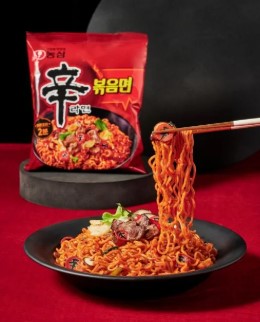 Nongsim stir-fry shin ramyun 131g