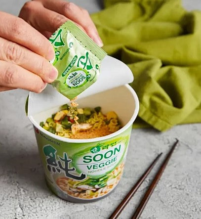 Nongshim "Soon Veggie" - instant rezanci u čaši 67g