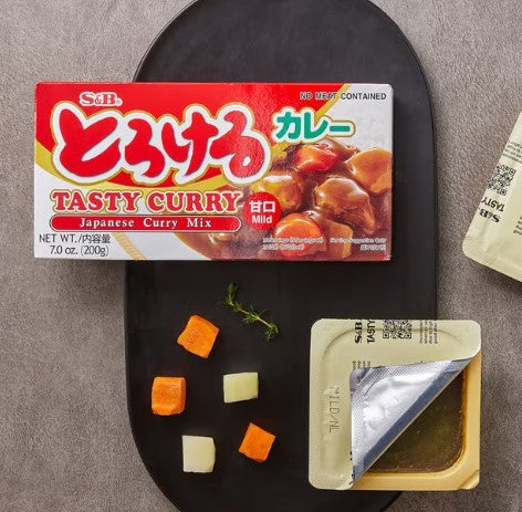S&B - Torokeru Curry Mild 200g