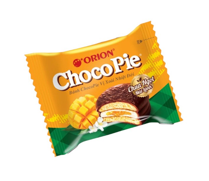초코파이 망고 30g - 코코아 유약으로 덮인 망고 크림 필링이 있는 부드러운 비스킷 30g