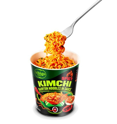 Bibigo Stir-fried Noodles Kimchi Cup 98g - Instant nudle sa aromom ukiseljenog kupusa začinjenog ljutom tucanom paprikom 98g