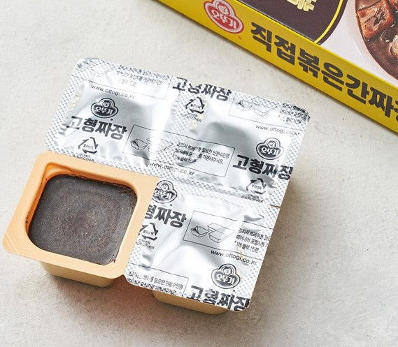 Ottogi FRIED JJAJANG Paste 212G - Pržena pasta od crnog pasulja 212g